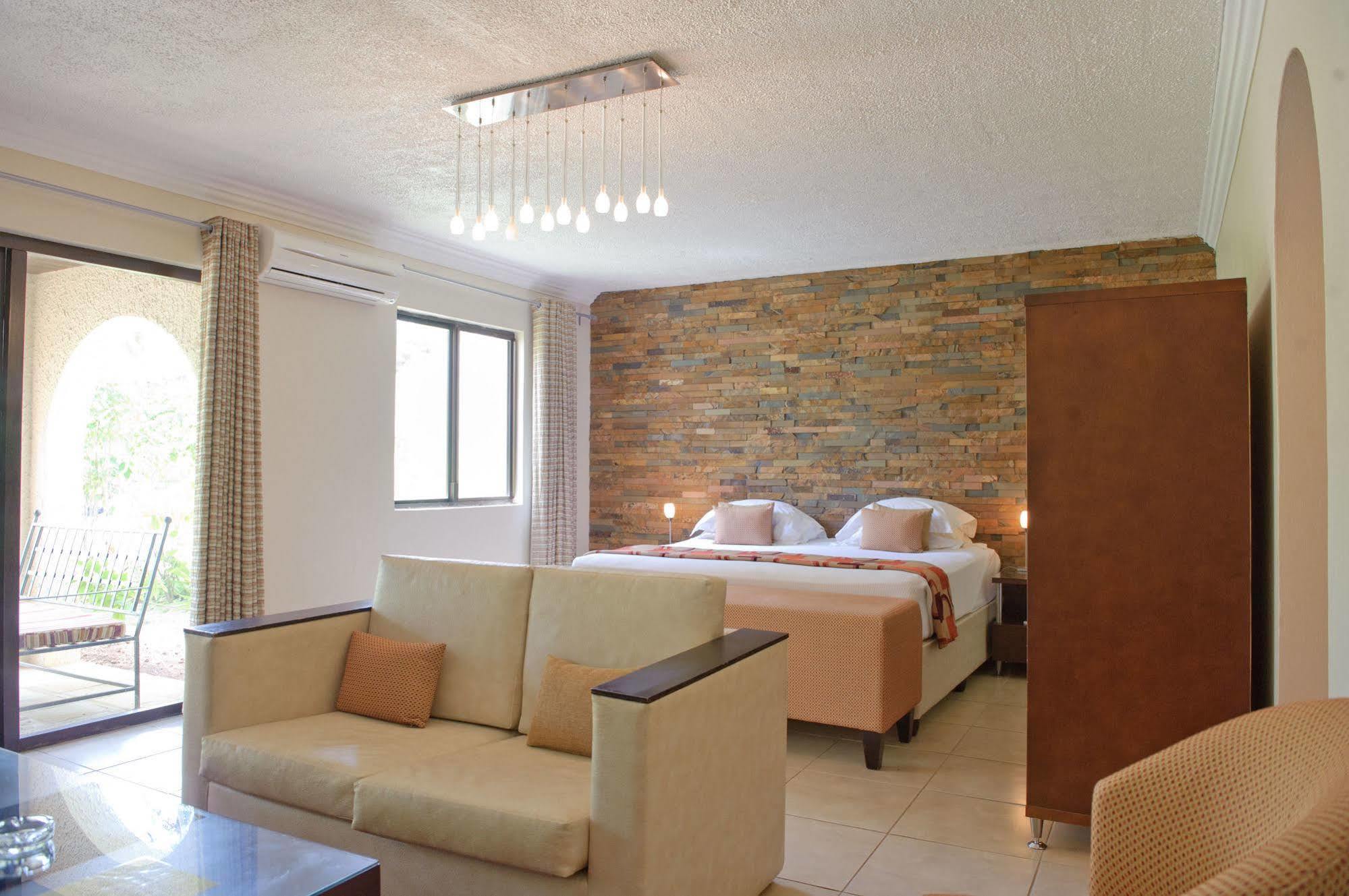 Omali Sao Tome Hotell Eksteriør bilde